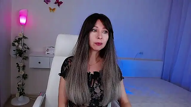 Snapshot of wendifoste chatting on December 15, 6:47 pm wendifoste online show from December 15, 6:47 pm