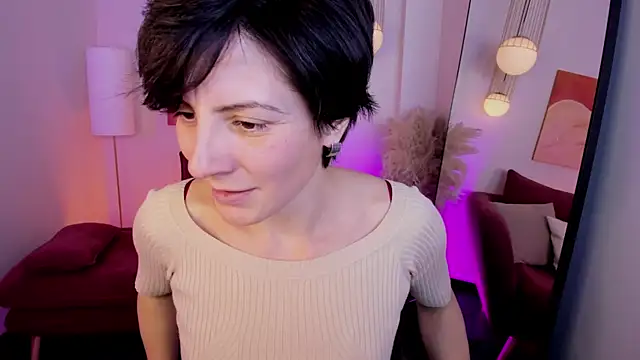 Snapshot of LorenDaze chatting on November 14, 2:21 pm LorenDaze online show from November 14, 2:21 pm