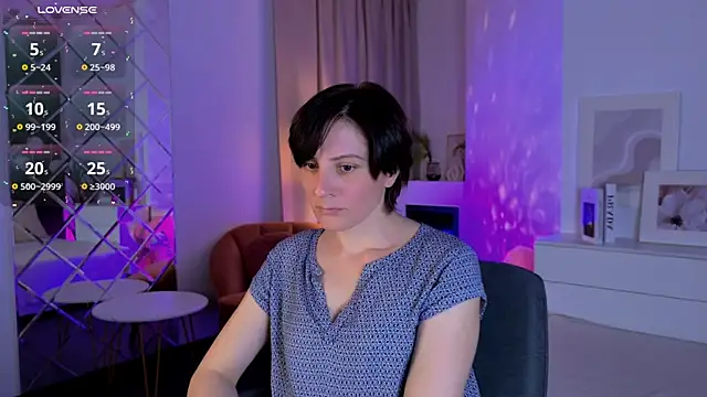 LorenDaze online show from May 29, 2:23 pm