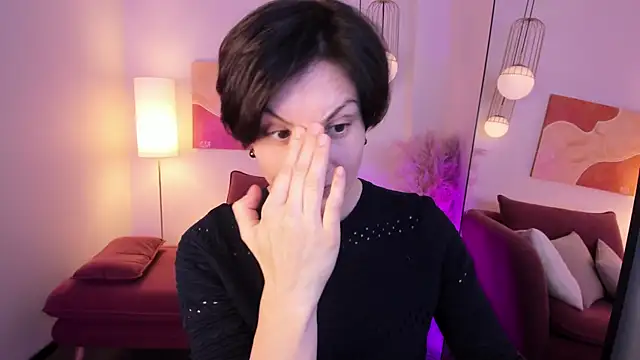 Snapshot of LorenDaze chatting on November 29, 1:55 pm LorenDaze online show from November 29, 1:55 pm