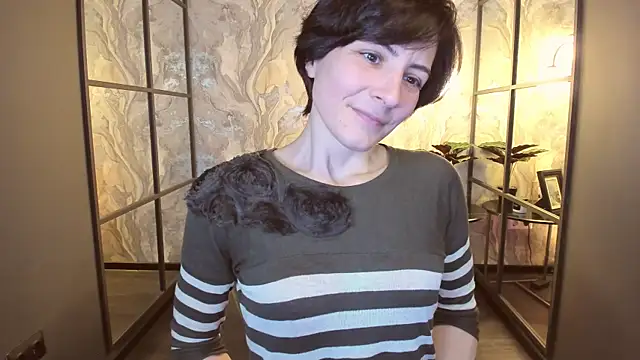 Snapshot of LorenDaze chatting on March 18, 2:06 pm LorenDaze online show from March 18, 2:06 pm