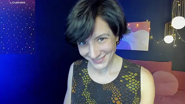 Snapshot of LorenDaze chatting on February 22, 5:13 pm LorenDaze online show from February 22, 5:13 pm