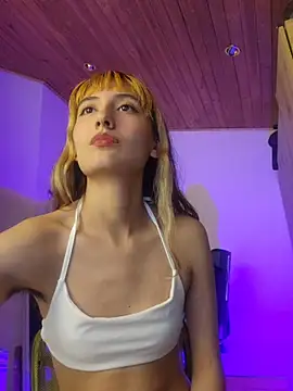 lola vlad online show from May 9, 11:30 pm