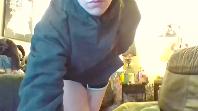 eatmeplease44 online show from November 30, 11:11 am