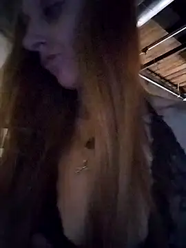 eatmeplease44 online show from October 31, 11:11 pm