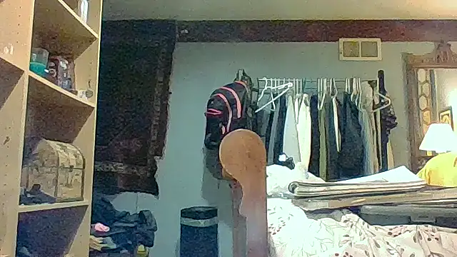 eatmeplease44 online show from October 12, 6:59 am