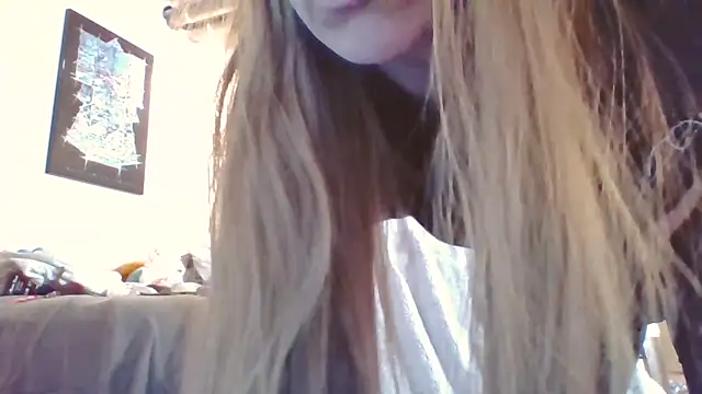 eatmeplease44 online show from October 30, 10:06 pm