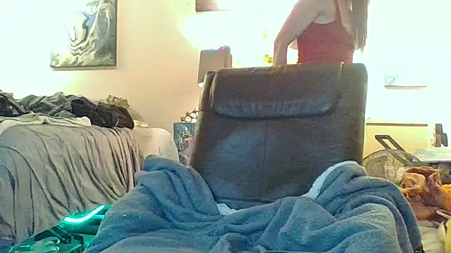 eatmeplease44 online show from November 11, 12:55 pm