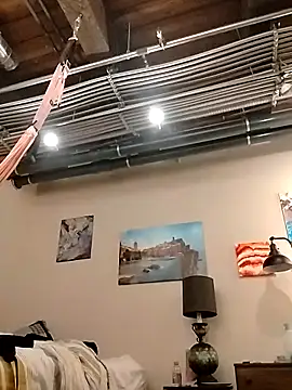 eatmeplease44 online show from April 15, 6:12 pm