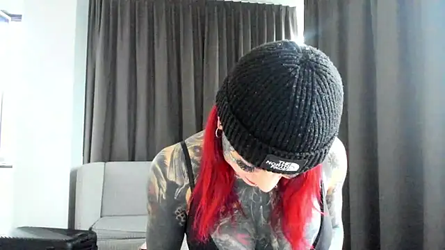 tamarapervert online show from March 10, 4:46 pm