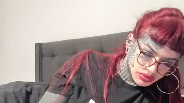 tamarapervert online show from February 5, 11:00 pm