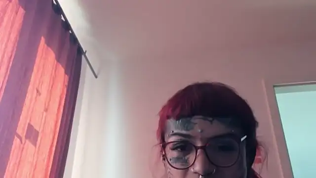 tamarapervert online show from October 3, 1:23 pm