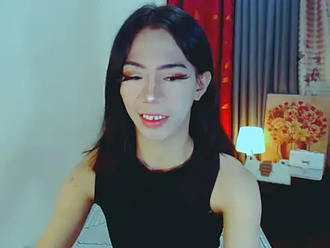 ELLIZABETHFORCUMXX online show from October 14, 9:25 pm