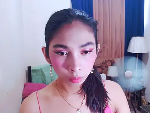 ELLIZABETHFORCUMXX online show from May 2, 1:22 am