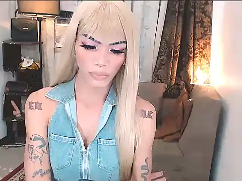 ELLIZABETHFORCUMXX online show from February 5, 9:38 am