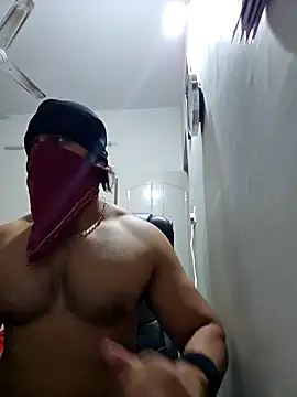 Snapshot of kaizercool1 chatting on January 30, 6:46 am kaizercool1 online show from January 30, 6:46 am