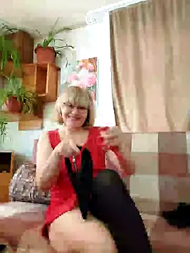 IrmaRose online show from March 5, 8:21 am