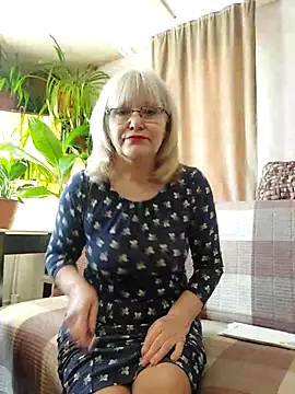 IrmaRose online show from March 22, 4:27 am