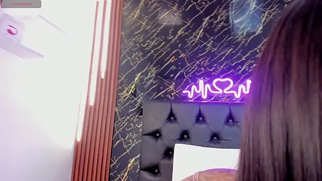 Tamara-evans online show from November 22, 5:12 pm