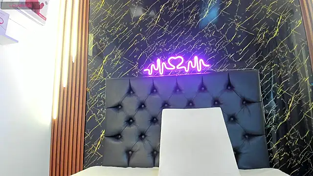 Tamara-evans online show from September 12, 7:35 pm