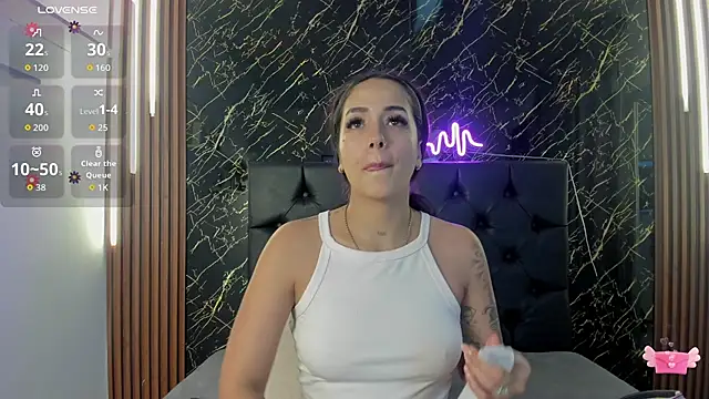 Tamara-evans online show from November 8, 6:00 pm