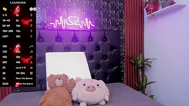 Tamara-evans online show from December 6, 8:12 pm