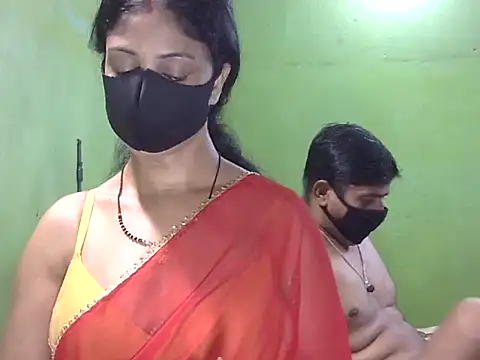 Snapshot of Indian_Horny_Wife chatting on July 2, 3:07 am Indian Horny Wife online show from July 2, 3:07 am