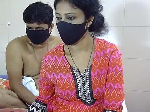 Indian Horny Wife online show from October 5, 9:11 am