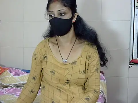 Indian Horny Wife online show from September 26, 6:04 pm