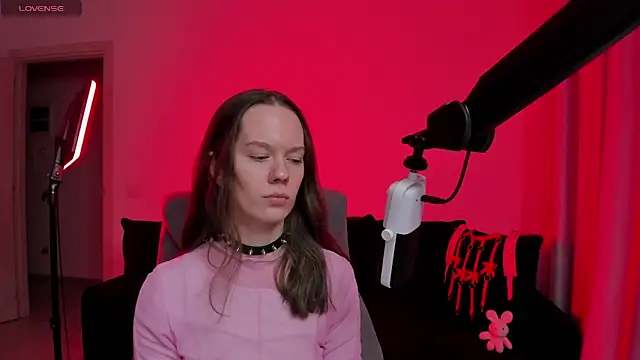 DivineBite online show from February 14, 3:34 pm