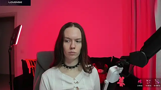 DivineBite online show from February 11, 4:07 pm