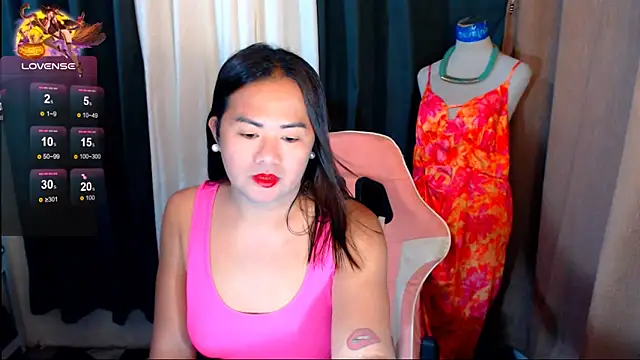 Snapshot of MagnificatMistress chatting on November 14, 7:12 am MagnificatMistress online show from November 14, 7:12 am