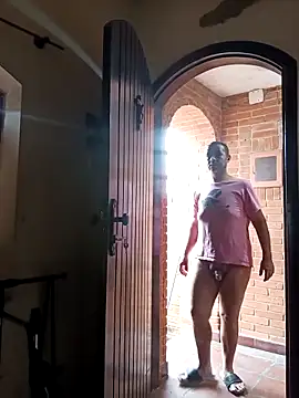 skypemarktt13 online show from December 14, 11:16 am