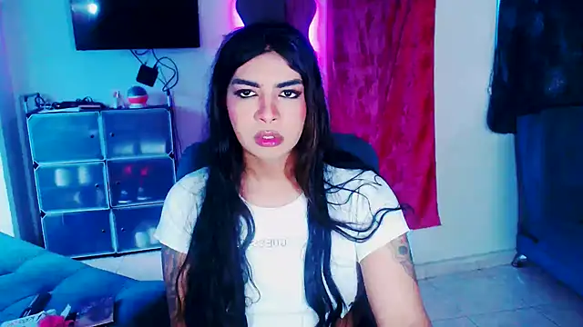 violet bigcock774 online show from May 4, 12:52 pm