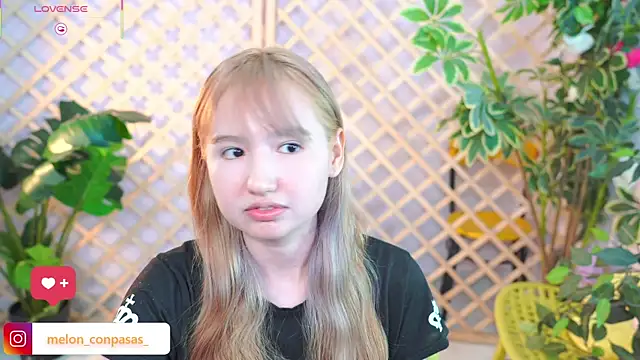 Pinkie Princes online show from October 19, 4:48 am