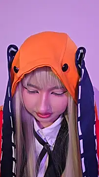 Pinkie Princes online show from March 6, 11:00 pm