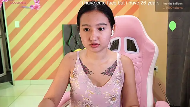 Snapshot of Pinkie_Princes chatting on January 25, 12:06 am Pinkie Princes online show from January 25, 12:06 am