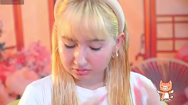 Pinkie Princes online show from December 1, 3:07 am