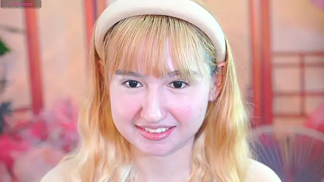 Pinkie Princes online show from November 20, 2:45 am