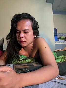 sweetyula online show from May 3, 9:51 pm