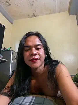 sweetyula online show from May 18, 12:00 am