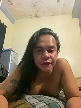 Snapshot of sweetyula chatting on July 16, 10:18 pm sweetyula online show from July 16, 10:18 pm