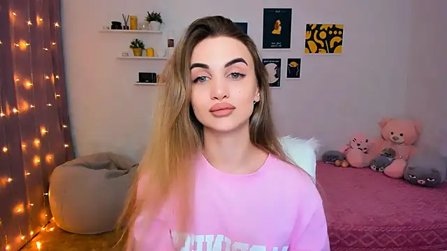 aPieceOfJoy online show from January 8, 8:07 pm