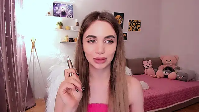 aPieceOfJoy online show from March 8, 9:40 pm