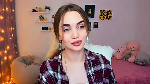 aPieceOfJoy online show from January 11, 11:24 pm