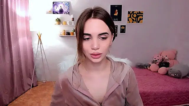 aPieceOfJoy online show from February 26, 9:31 pm