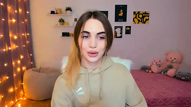 aPieceOfJoy online show from January 7, 8:52 pm