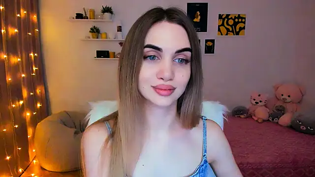 aPieceOfJoy online show from February 1, 10:34 pm