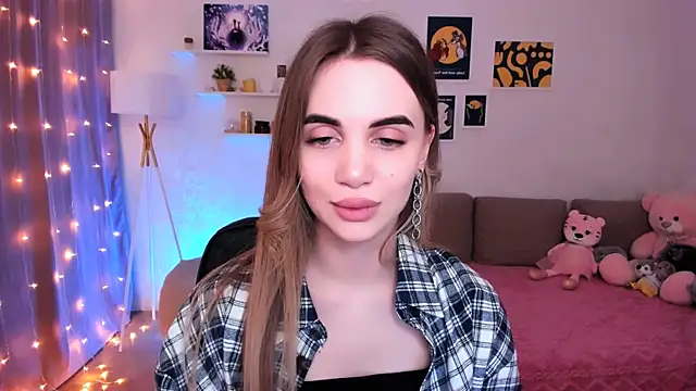 aPieceOfJoy online show from March 19, 12:04 am