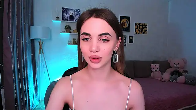 aPieceOfJoy online show from March 9, 10:41 pm